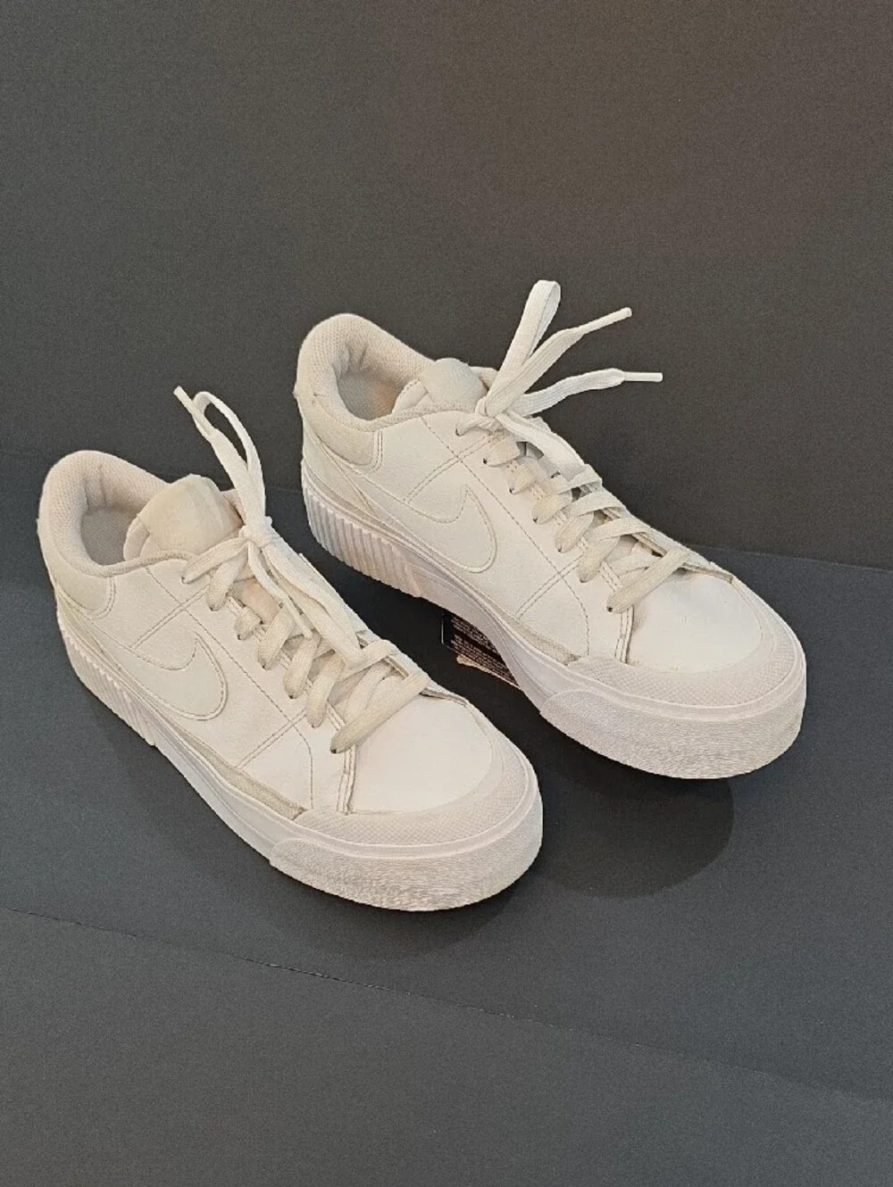 Nike Court Legacy Lift Women’s Cream/White Platform Sneakers Size 8